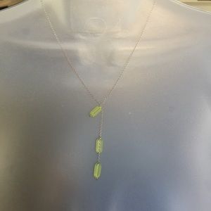 🔴 Delicate Silver Necklace With Green Beads